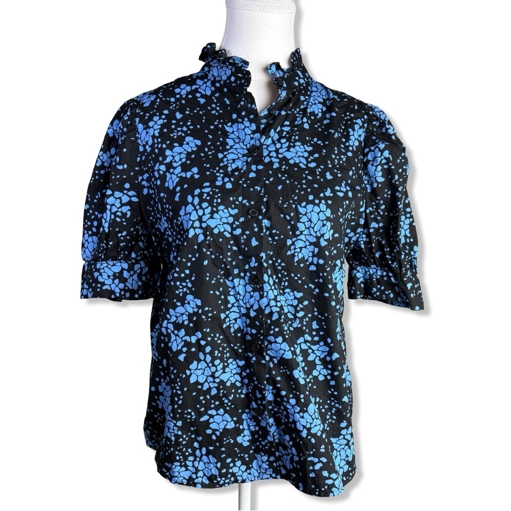 WHO WHAT WEAR Blue Black Pebble Print Puff Sleeve Ruffle Trim Button Down Blouse